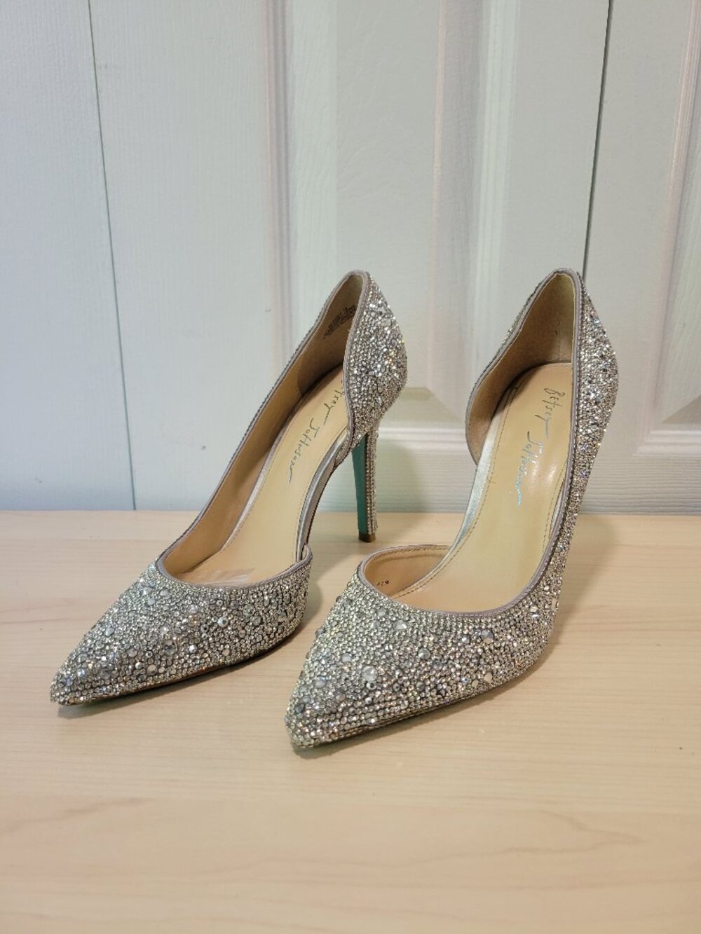 Blue by BETSEY JOHNSON Shary Silver Rhinestone Pointed Toe D'Orsay Pumps sz 7M